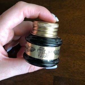 Pretty Vulgar gel eyeliner THE INK